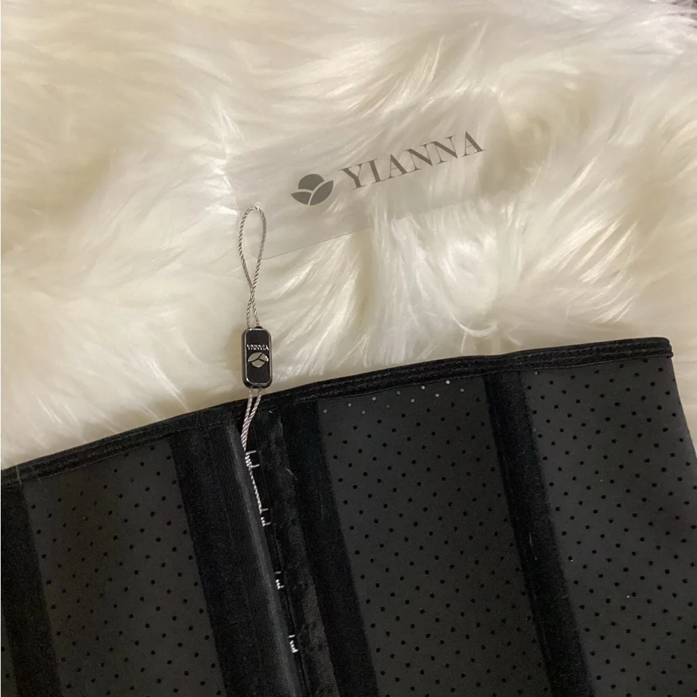 Yianna waist trainer size small black - Picture 3 of 7